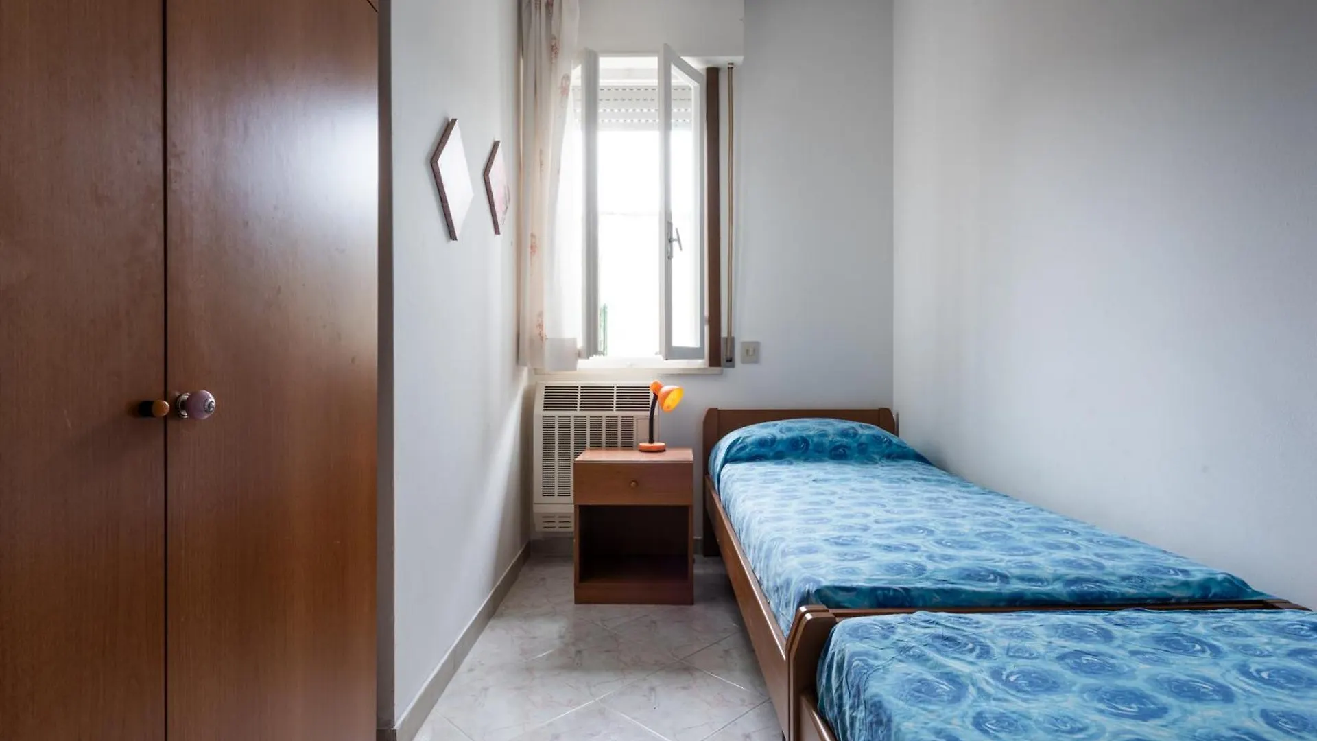 Luminous Apartment With Garden Bibione 0*,